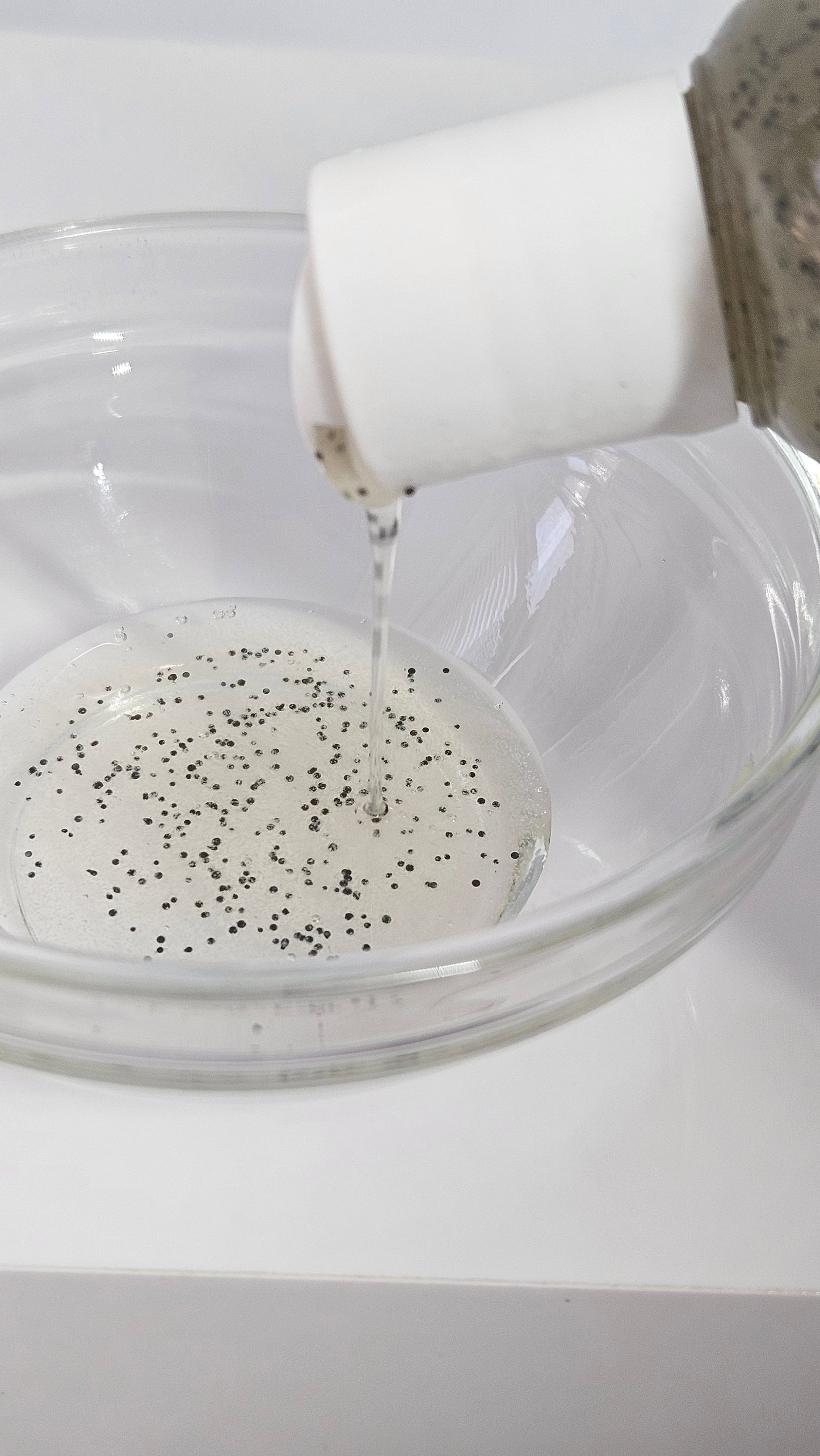 Solar Flair PeauVir: (Men's Jojoba Bead Shower Oil)